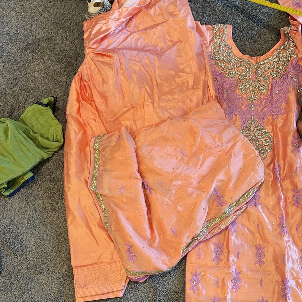 Salwar Kameez Peach with Lavender Embroidery - Salwar Kameez - Picture 2 of 9
